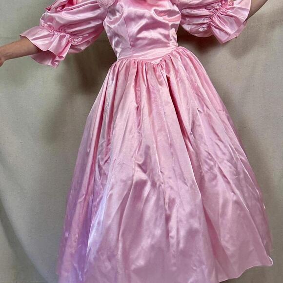Dresses & Skirts - Vintage 80s Princess Gown